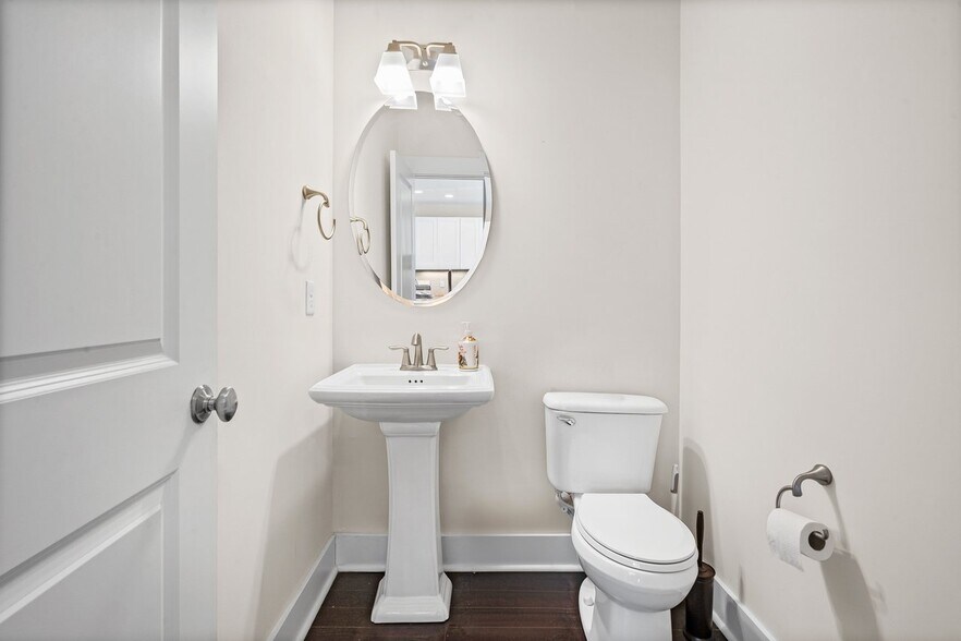 Building Photo - 1616 Pat Garrett St