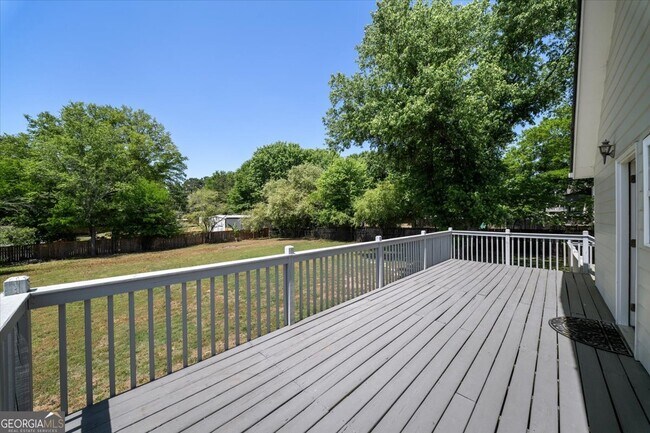 Building Photo - 103 Farmington Dr