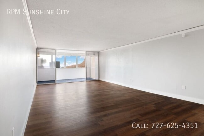 Building Photo - 17920 Gulf Blvd