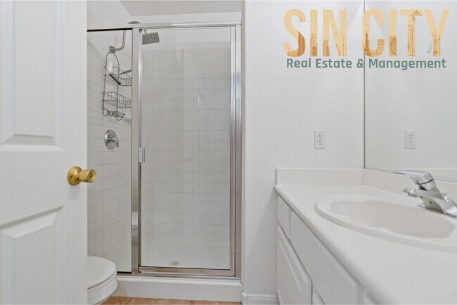 Building Photo - 497 Fiddlehead Ave