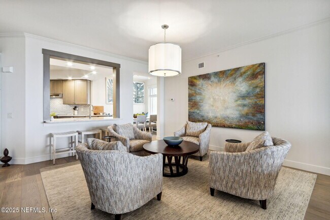 Building Photo - 426 Beachside Pl