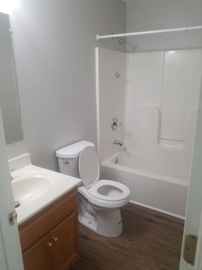 Building Photo - 737 Andra Dr