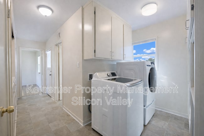 Building Photo - 795 Viader Ct