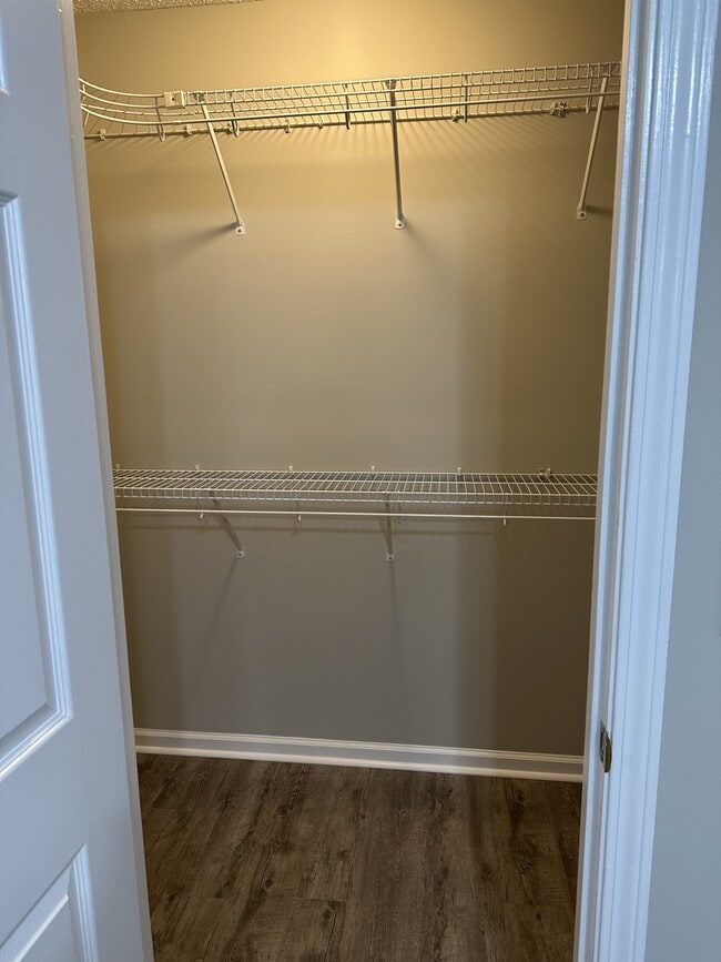 Building Photo - 3918 Elizabeth Ave