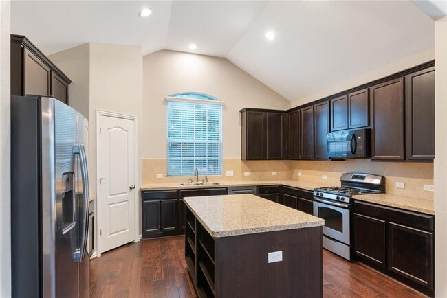 Building Photo - 217 Orchard Hill Trail