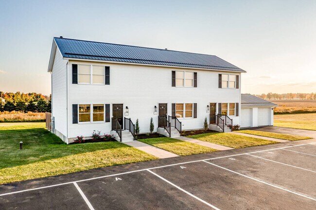 Building Photo - 10268 Cleveland Rd