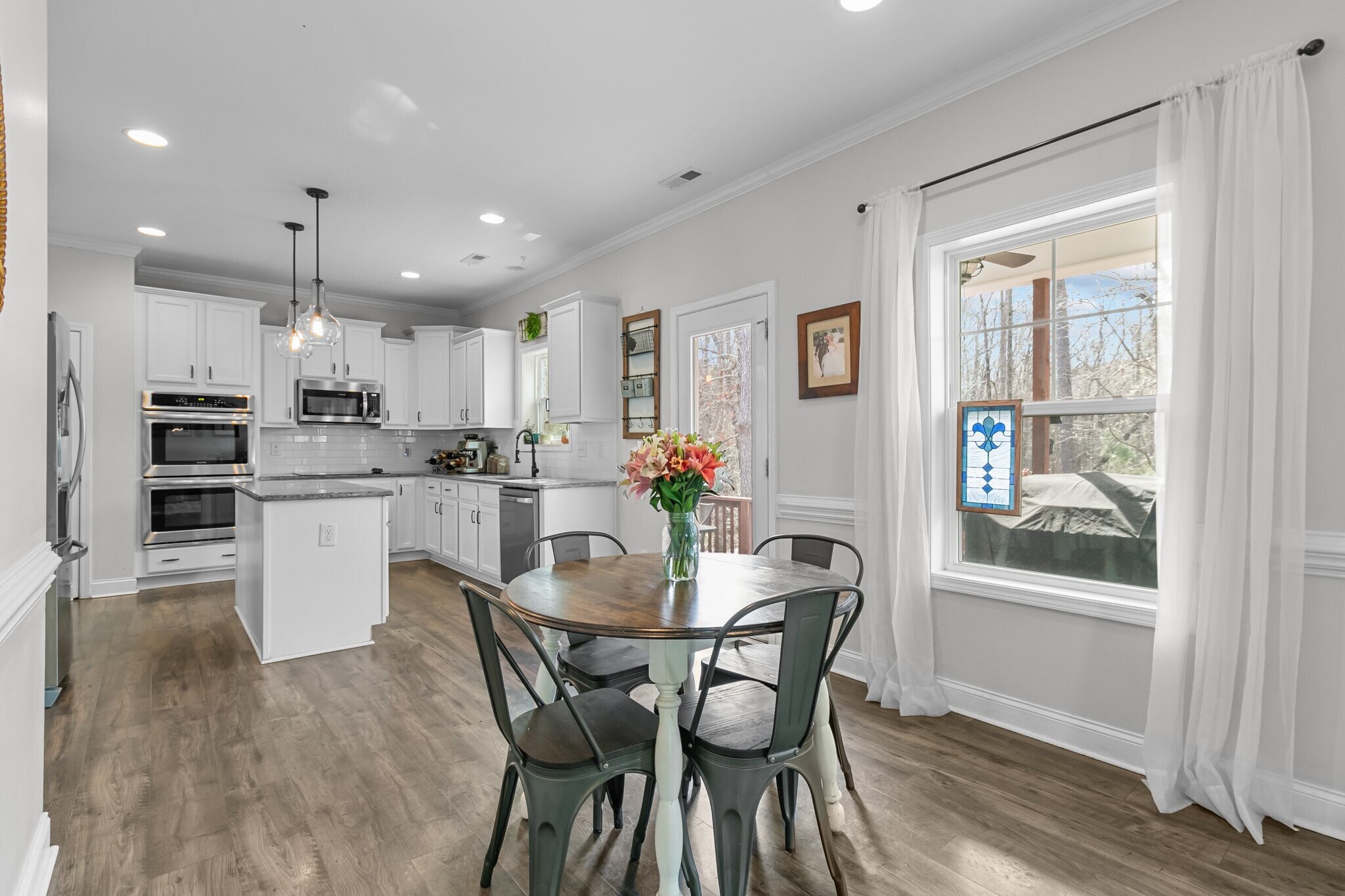 Building Photo - 230 Parrish Ln