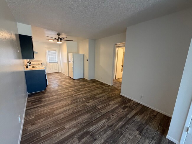 Building Photo - 8439 E Coronado Rd