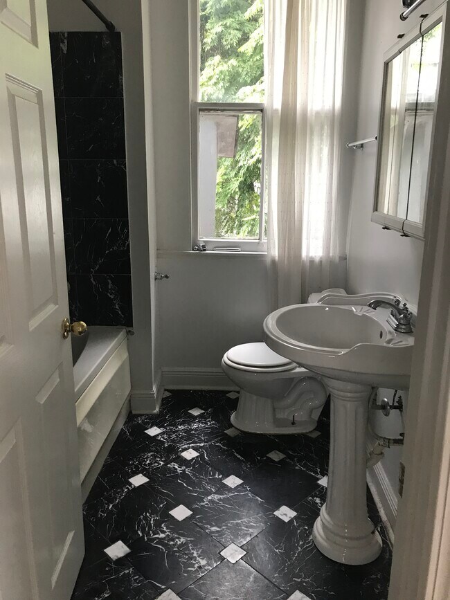 Building Photo - 1301 General Pershing St