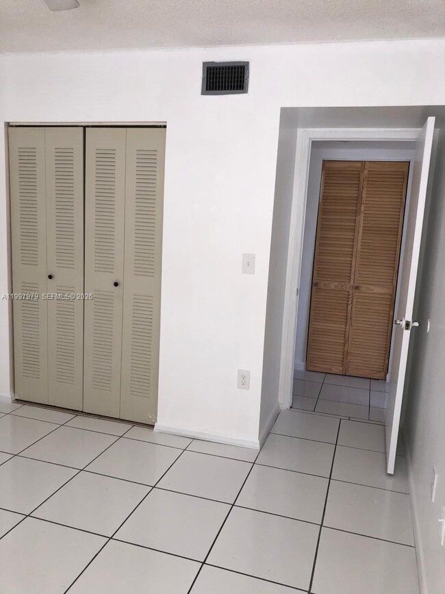 Building Photo - 10241 NW 9th St Cir