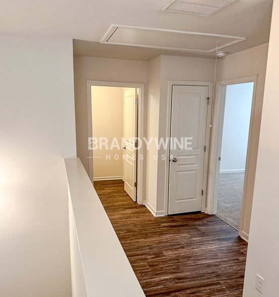 Building Photo - 3618 Oakleaf Pass