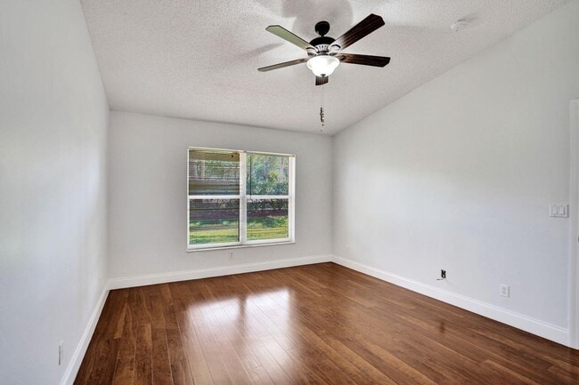 Building Photo - 5069 Toscana Trail