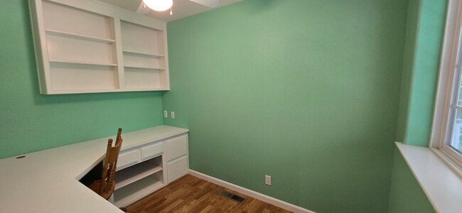 Building Photo - 10275 Owl Rd