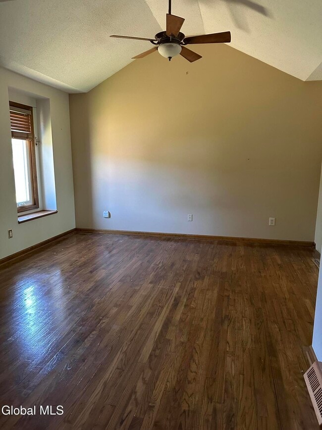 Building Photo - 2810 Consaul Rd