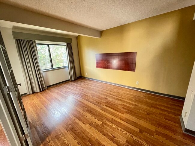 Building Photo - 3 Long Wharf Dr