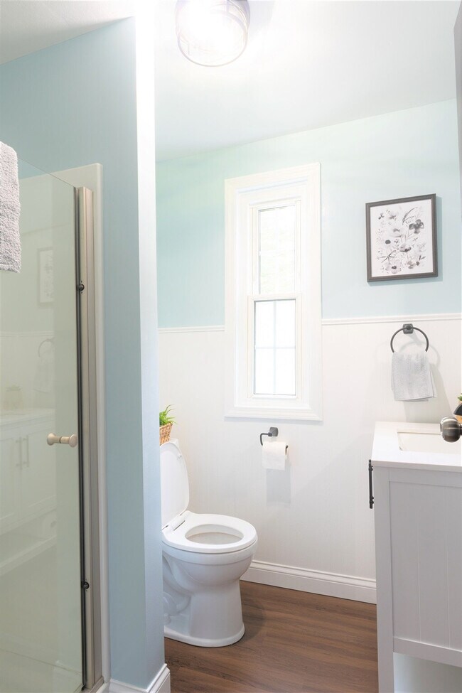 Building Photo - 1322 Jackson Rd