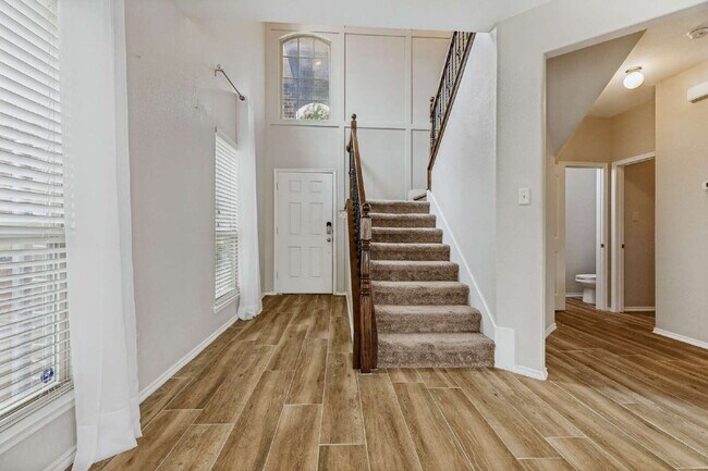 Building Photo - Modern Suburban Retreat in the Heart of McKinney