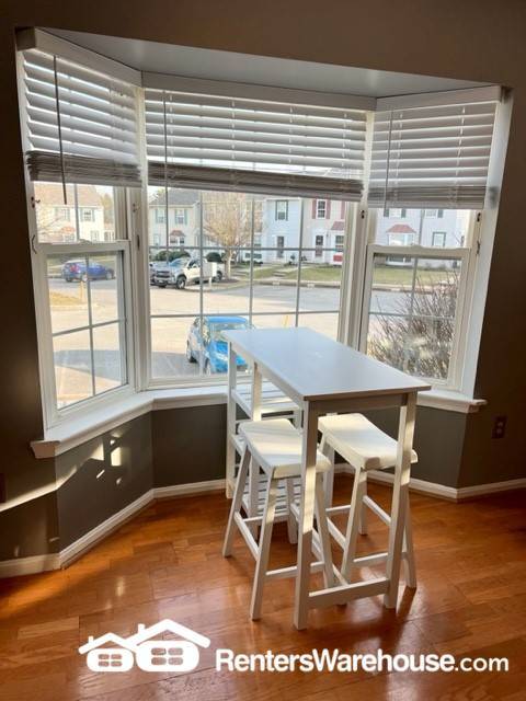 Building Photo - 1214 Seron Ct