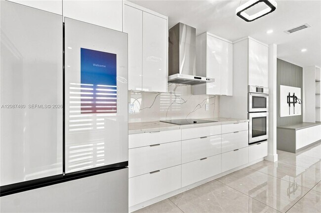 Building Photo - 9298 Jamaica Dr