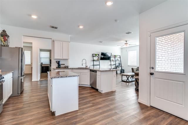 Building Photo - 843 Sitwell Dr