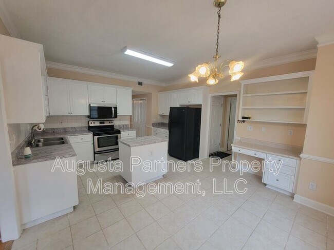 Building Photo - 1063 Waltons Pass