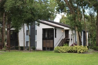 Building Photo - 202 Riverbend Dr