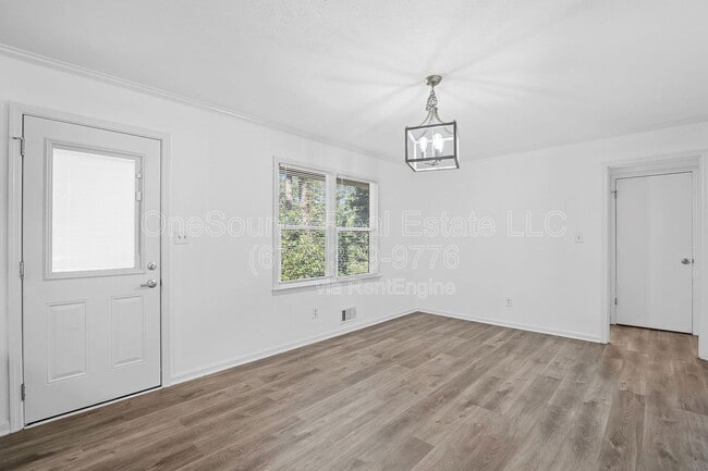 Building Photo - 5946 Dunn Rd