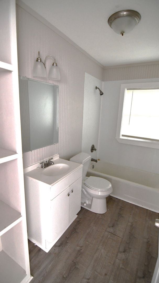 Building Photo - Housing Authority Vouchers Accepted !! 2-bedroom, 1-bathroom DUPLEX located in Mid City North, Ba...