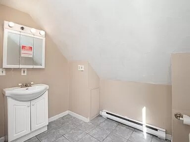 Building Photo - 599 N Montello St