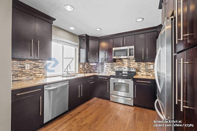 Building Photo - 2018 Swan St