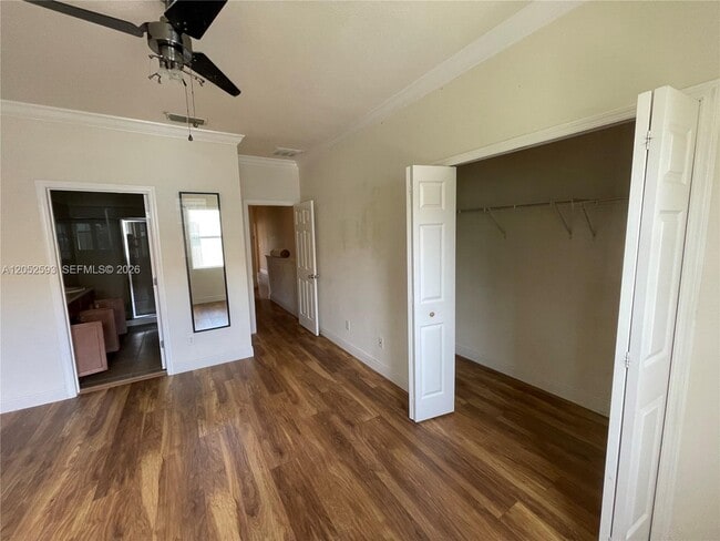 Building Photo - 9038 Shepton St
