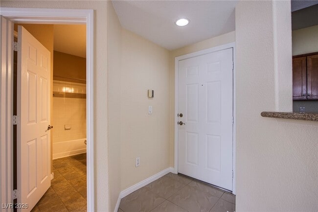 Building Photo - 4400 S Jones Blvd