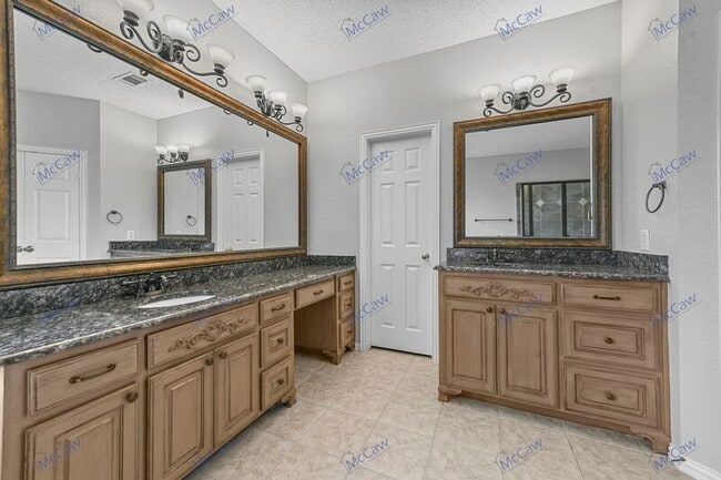 Building Photo - 1201 Rustic Timbers Ln