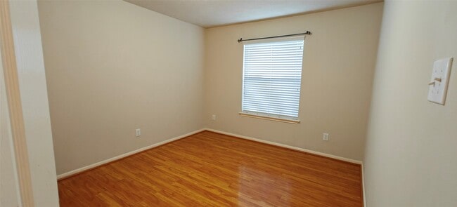 Building Photo - 9006 S Ferndale Pl Dr