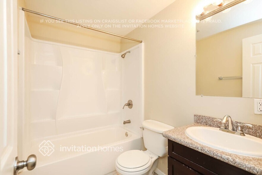 Building Photo - 27210 Marchland Ave