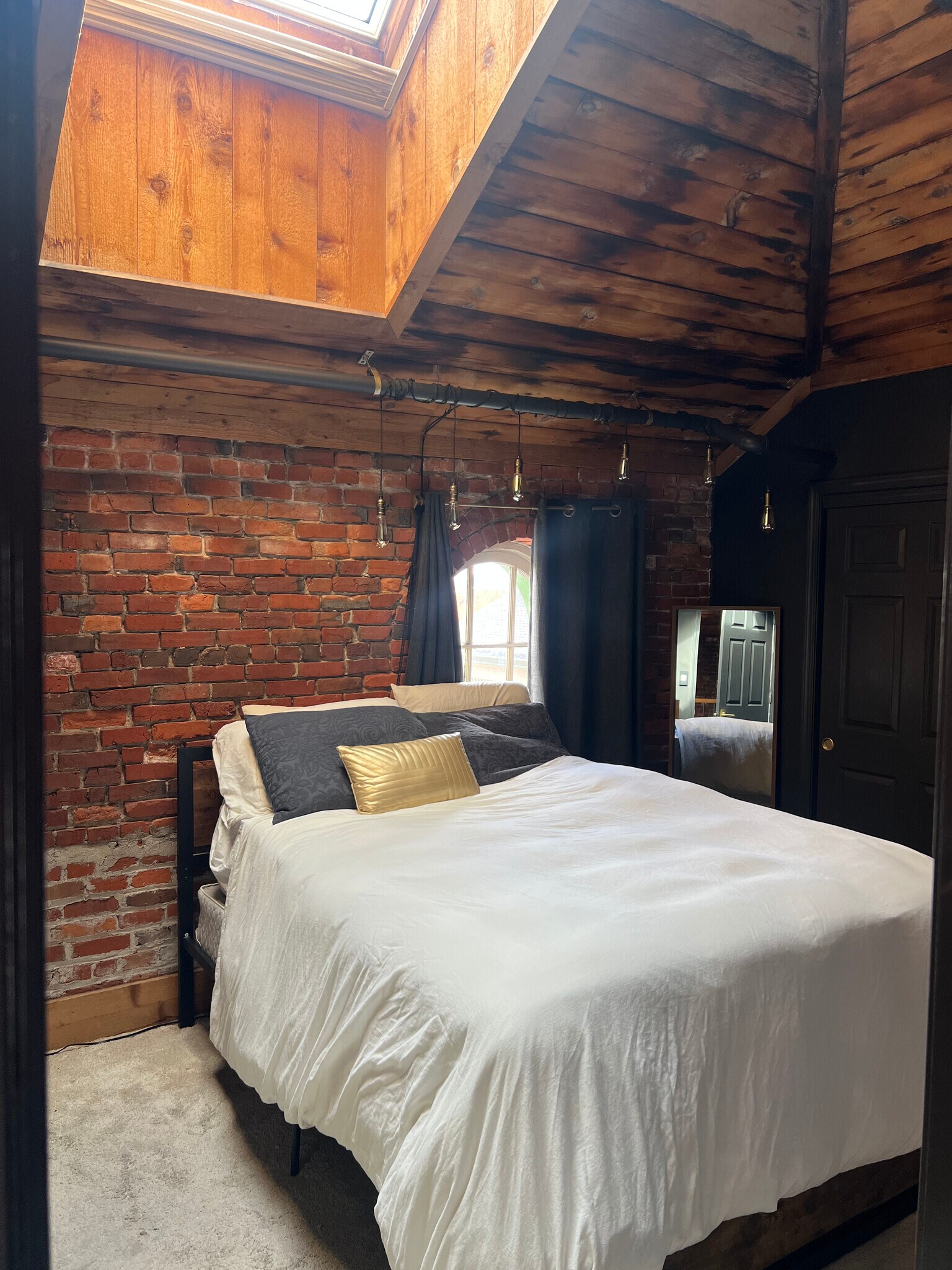 Building Photo - 51 W Blenkner St