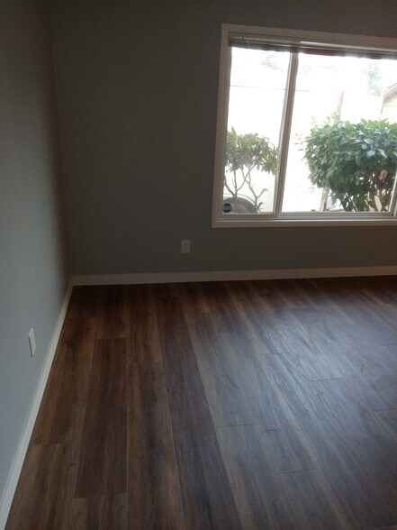 Building Photo - 1934 SE Tenino St