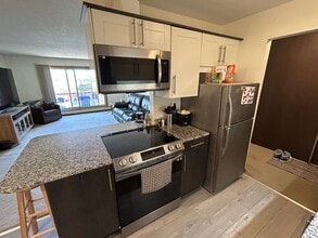 Kitchen - Greenwood