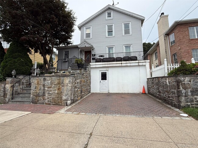 Building Photo - 46 Dunston Ave