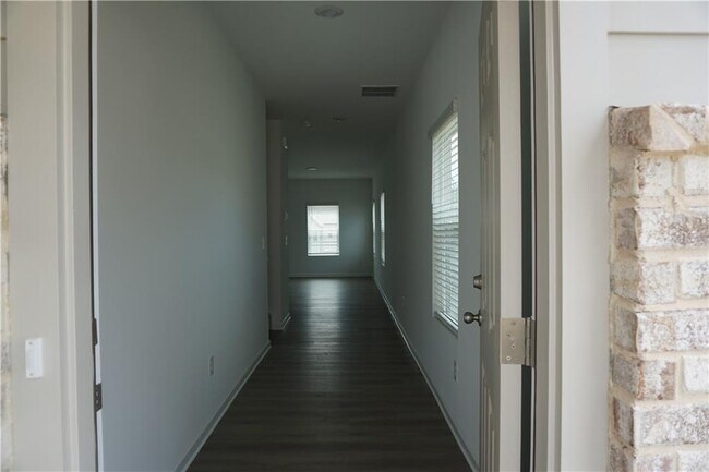 Building Photo - 6727 Armonia Dr