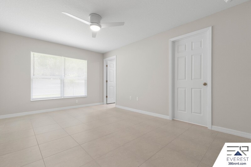Building Photo - 14 Llovera Pl