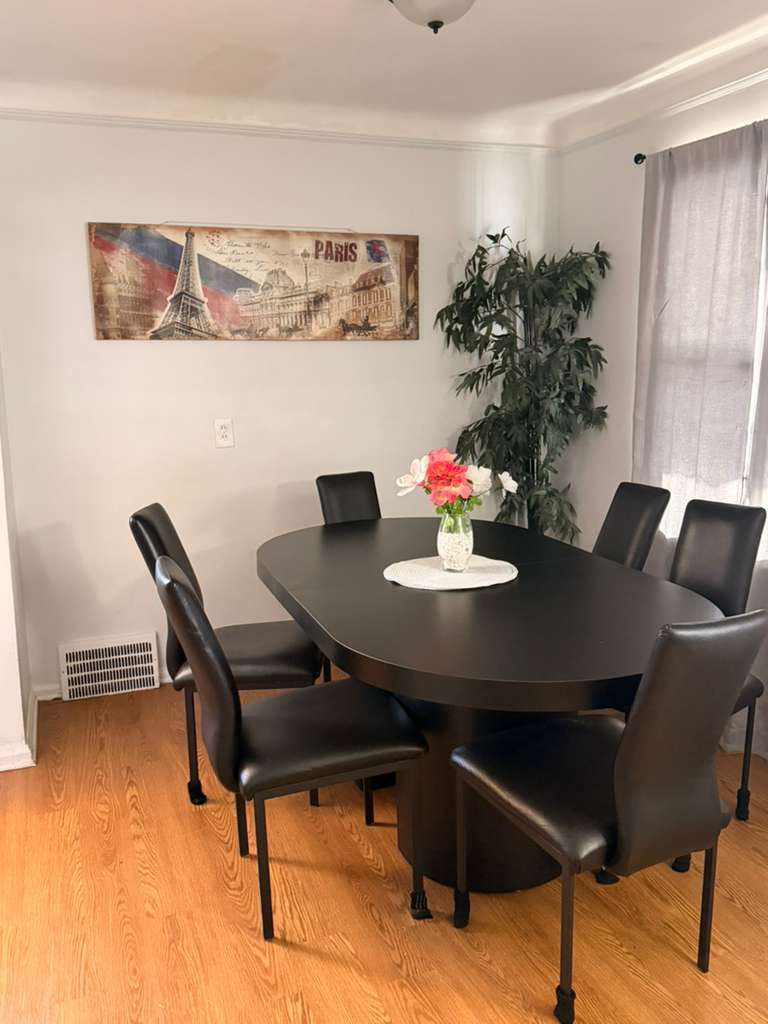 Building Photo - 24800 Dunning St