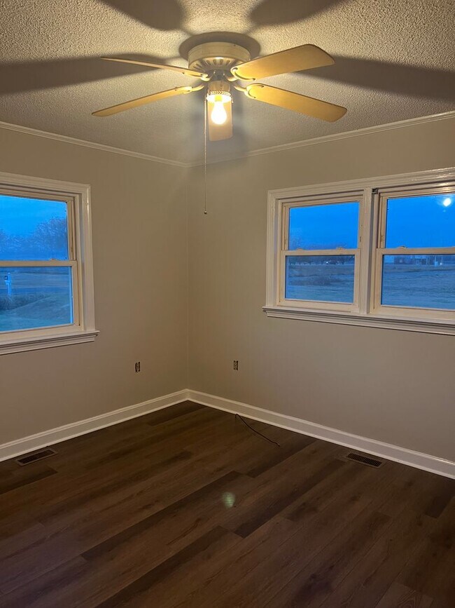 Building Photo - 169 S Croom Bland Rd