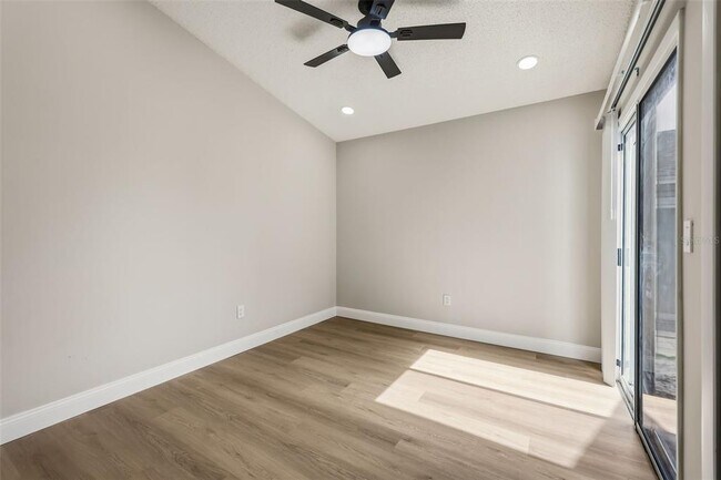 Building Photo - 106 Lamplighter Dr