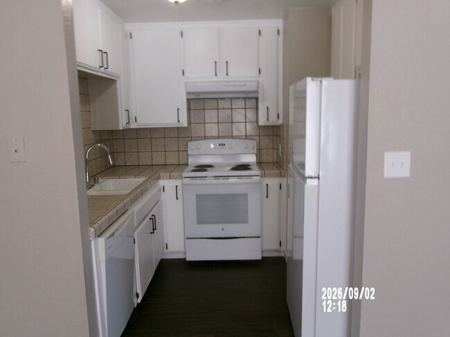 Building Photo - 6811 Klamath Way