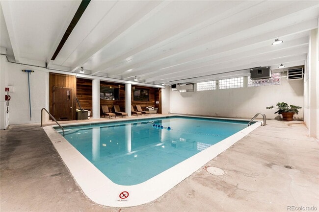 Building Photo - Immediate Availability! Overlook Cheesman ...