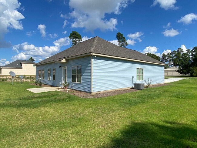 Building Photo - 70 Rachel Avenue