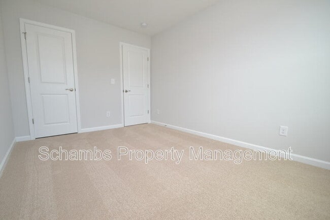 Building Photo - 1226 Bessie Ct