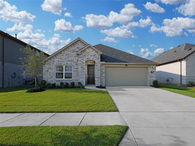 Primary Photo - 716 Fencerow Trl