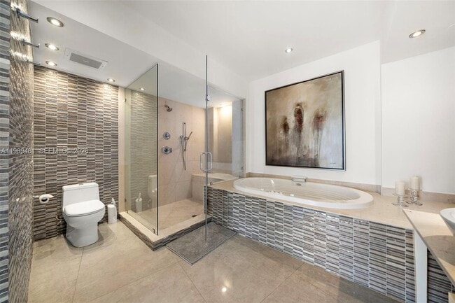 Building Photo - 450 Alton Rd